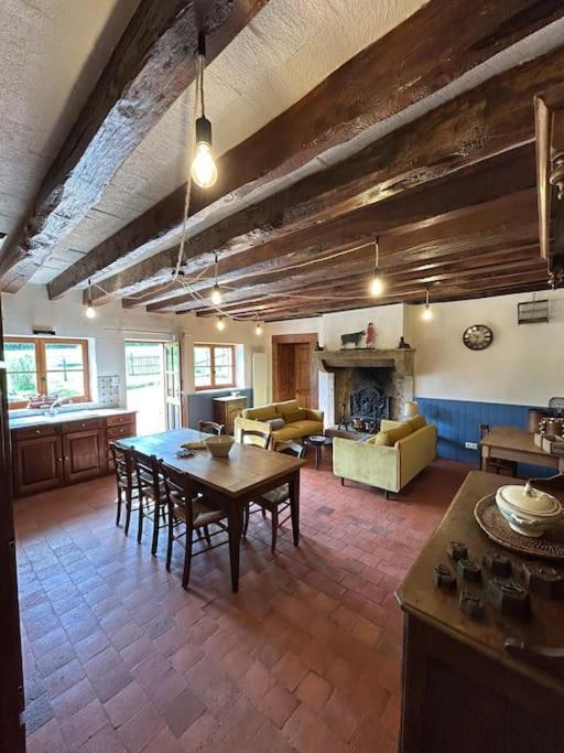 La Maison De Barbara La Guiche Zewnętrze zdjęcie